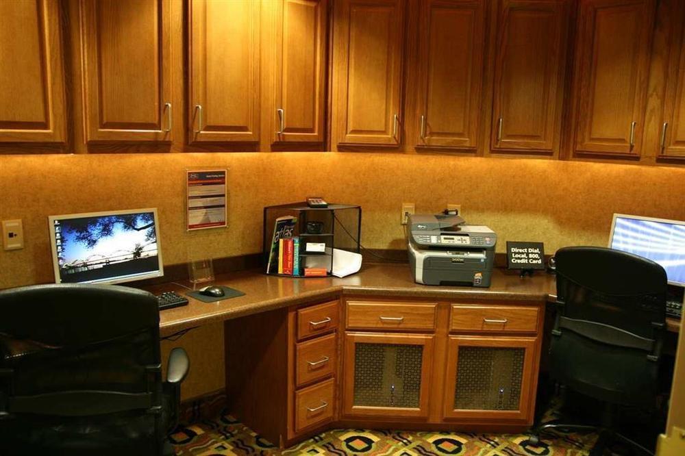 Hampton Inn & Suites Davenport Einrichtungen foto